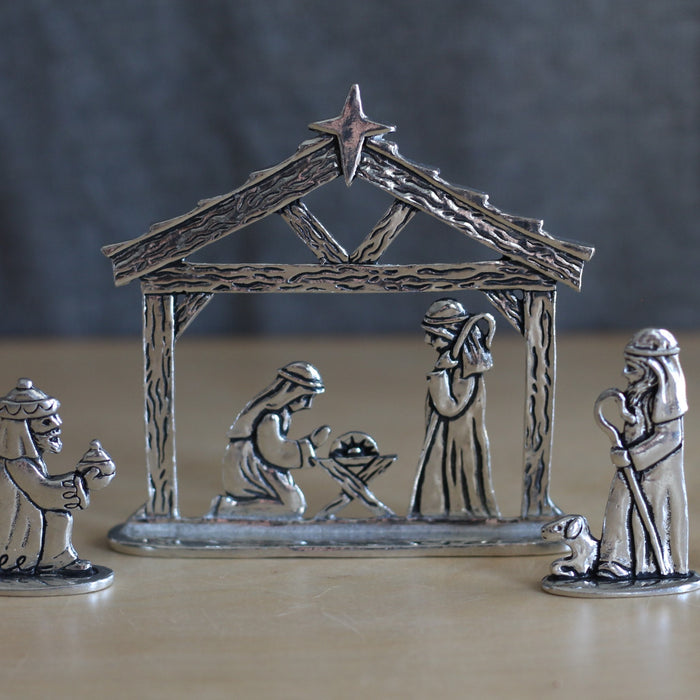 Handmade Pewter 7-Piece Nativity Scene | Gift Box Included image 0
