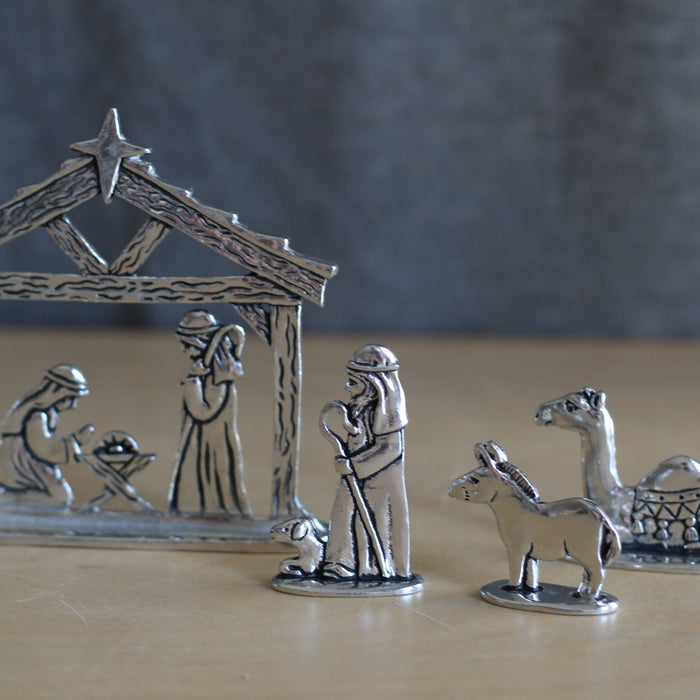 Handmade Pewter 7-Piece Nativity Scene | Gift Box Included image 5