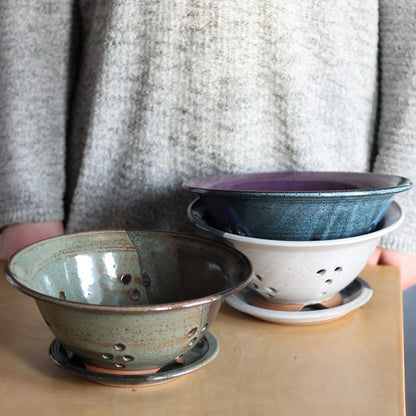 Handmade Pottery | Berry Bowl image 0