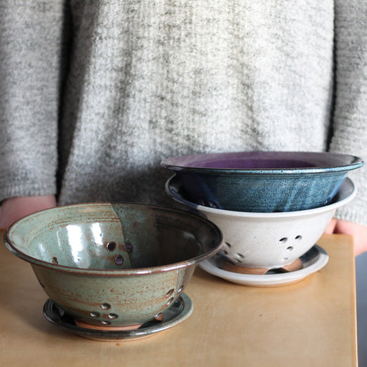 Handmade Pottery | Berry Bowl image 0