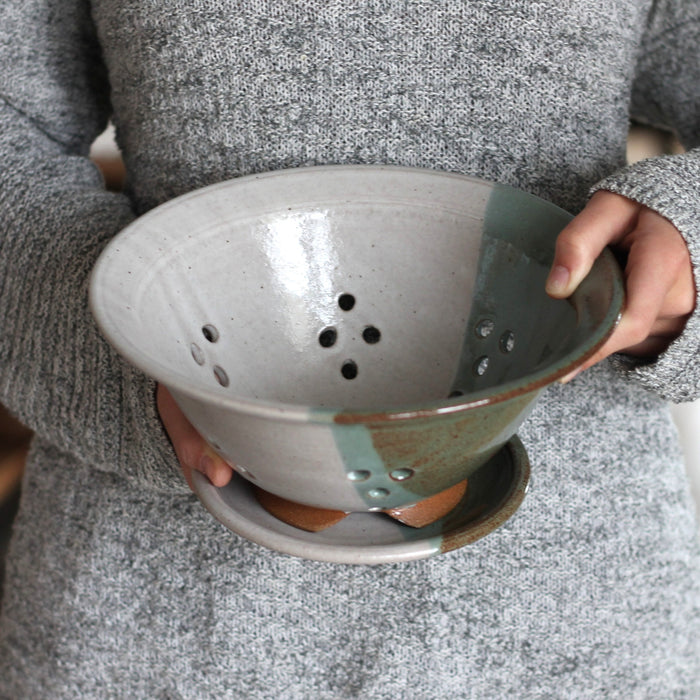 Handmade Pottery | Berry Bowl
