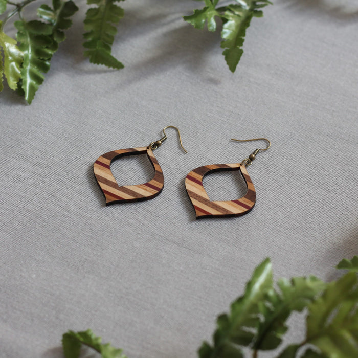 Linda Earrings image 4