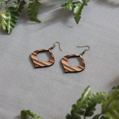 Linda Earrings image 4