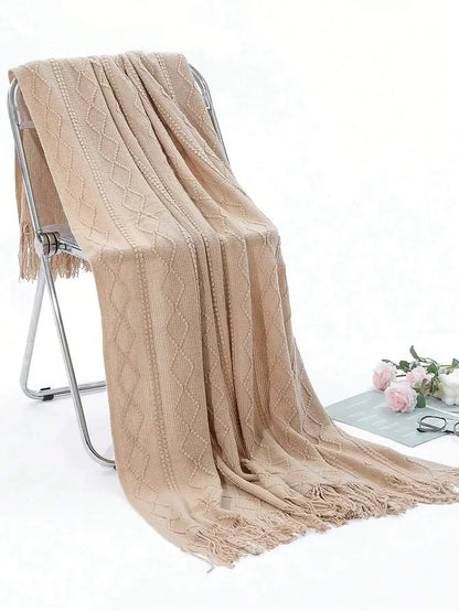 VerticalStripedKhaki / 120 180 / United States