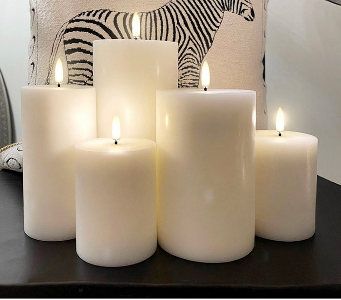 Uyuni Flameless Candle 7.8 x 10.1cm